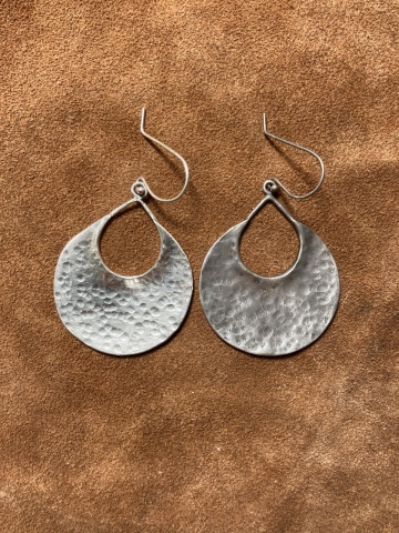 earrings for ellen